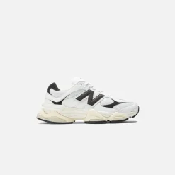New New Balance 9060 White / Black