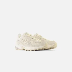 New New Balance 610 Angora