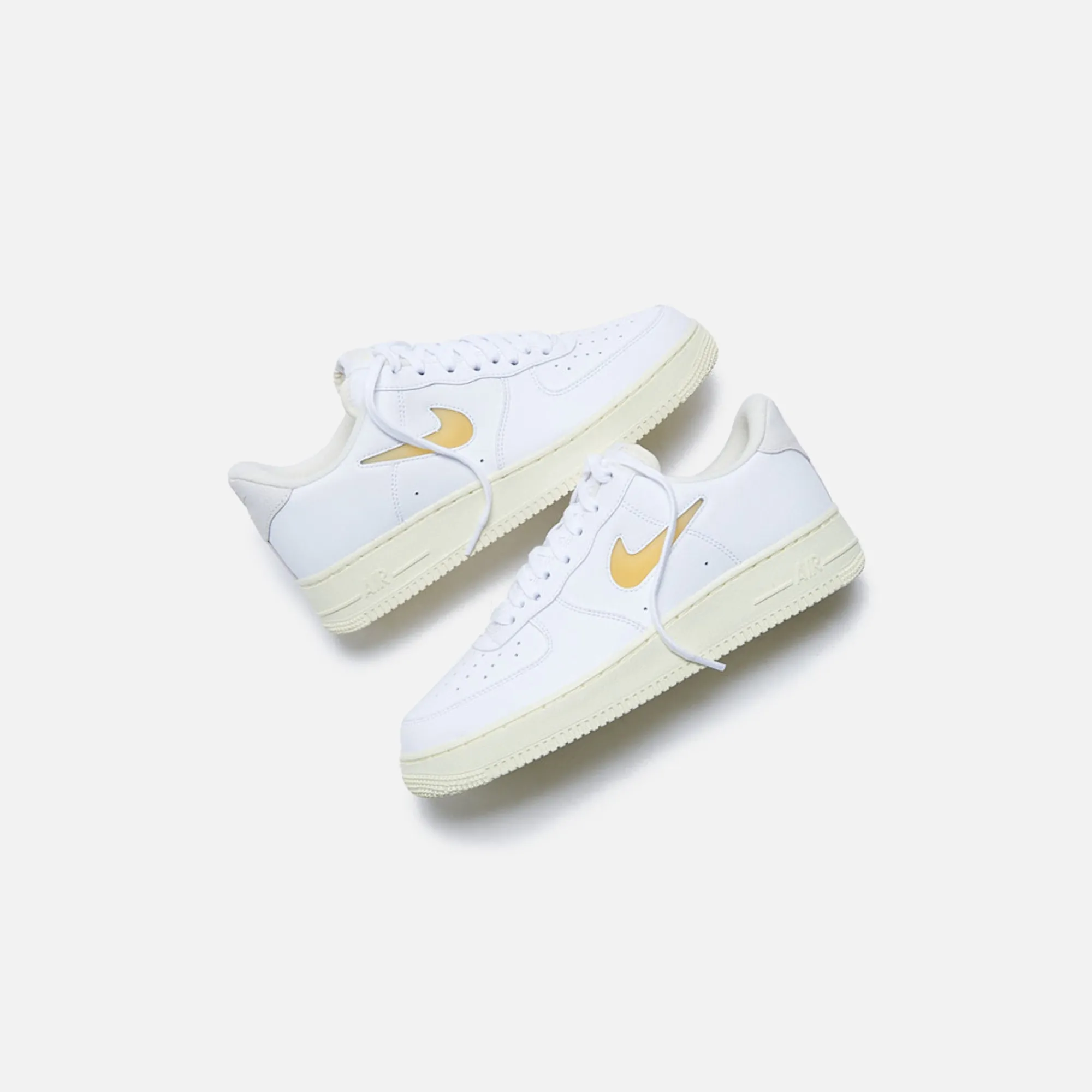 New Nike Air Force 1 `07 Lx Vtg White / Pale Vanilla / Coconut Milk