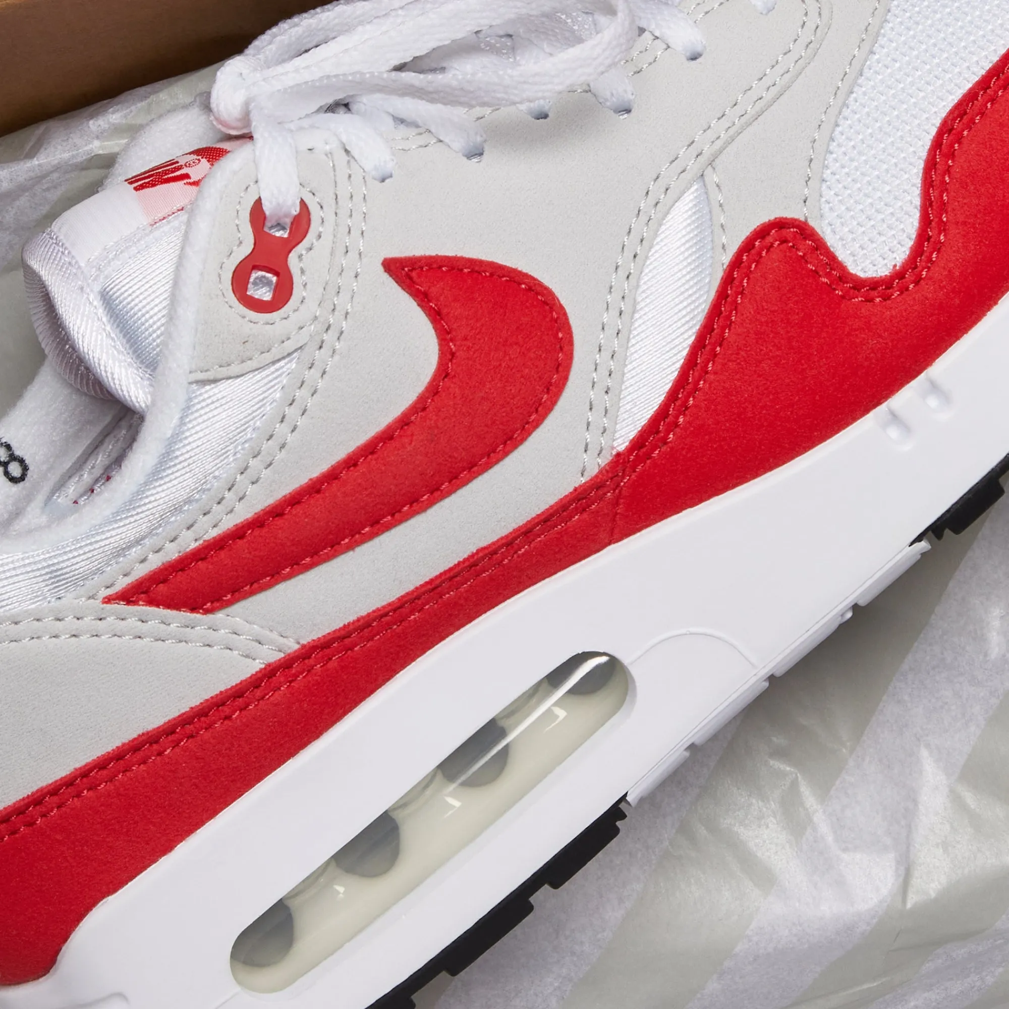 Sale Nike Air Max 1 `86 Og White / University Red / Neutral Grey