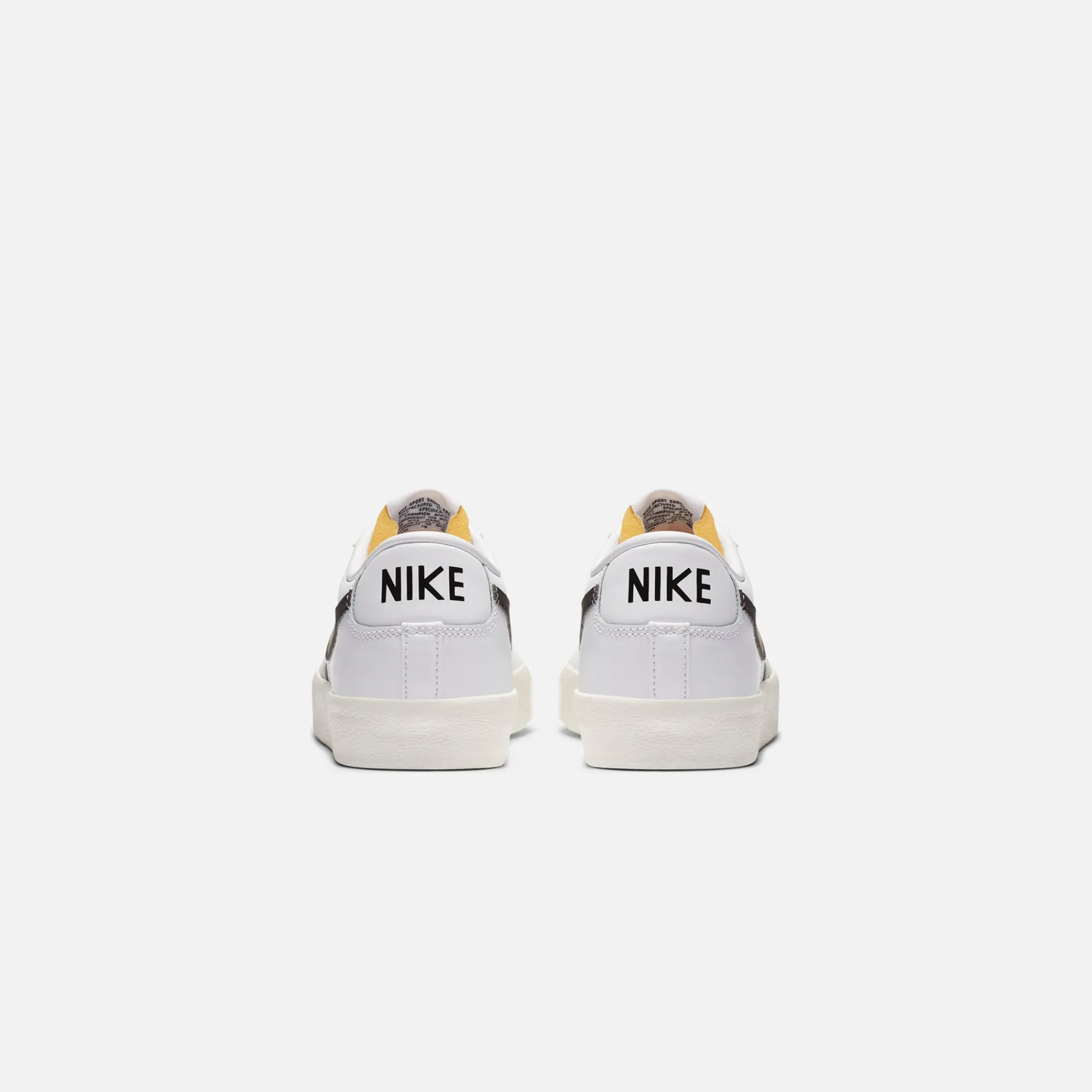 Store Nike Blazer Low `77 Vintage White / Black / Sail / Orange