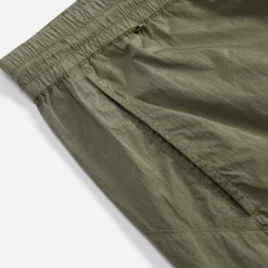 Fashion CP Company Chrome-R Zipped Shorts Bronze Green