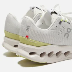 Outlet On Running Cloudsurfer White / Sand