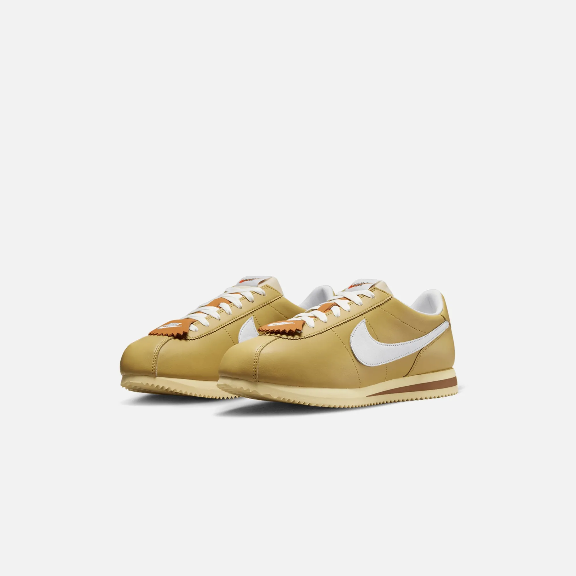 Store Nike Cortez 23 Wheat Gold / White / Coconut Milk / Pale Vanilla