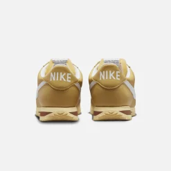 Store Nike Cortez 23 Wheat Gold / White / Coconut Milk / Pale Vanilla