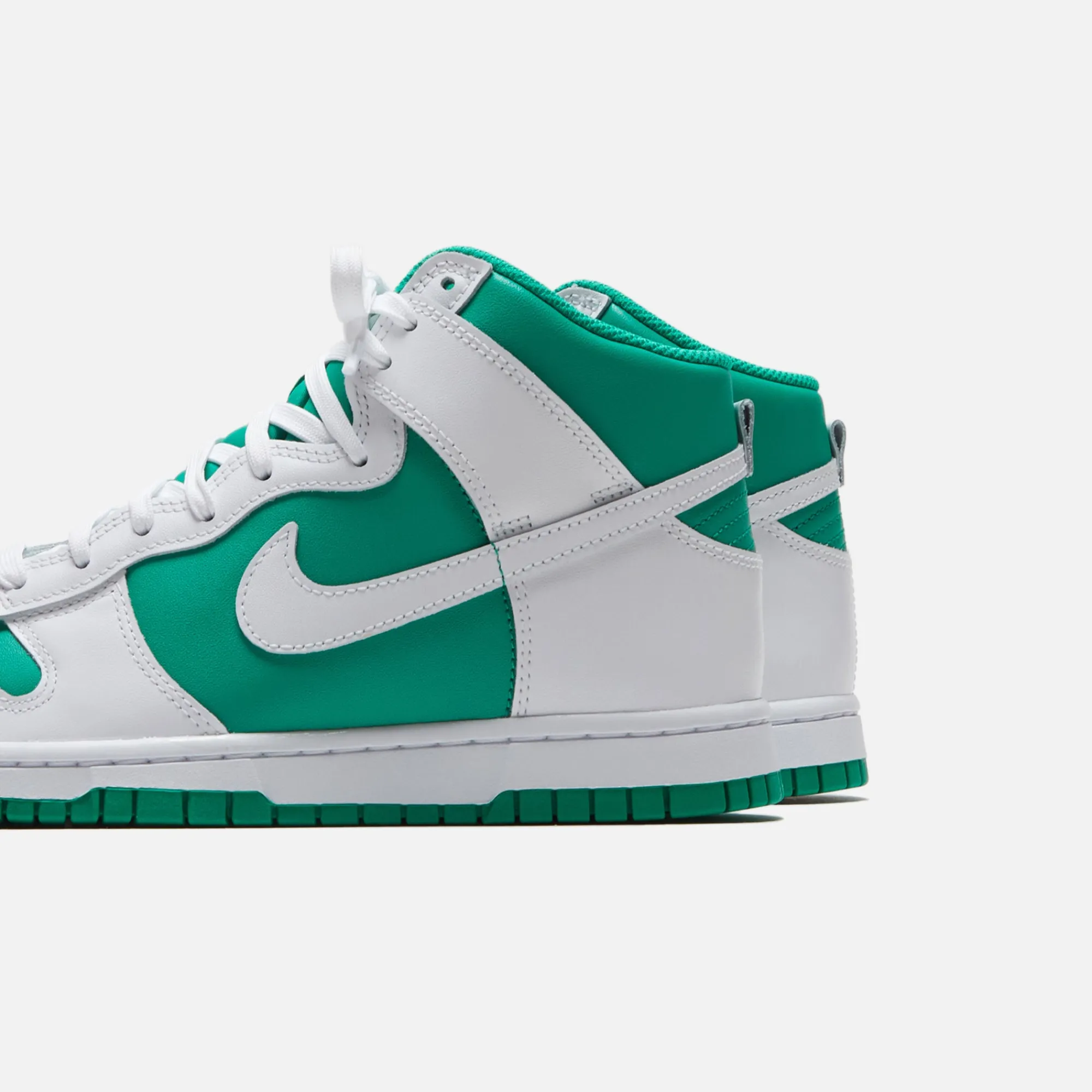 New Nike Dunk High Retro Bttys Pine Green / White
