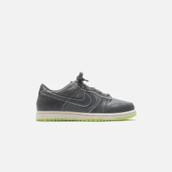 Sale Nike Dunk Low Se Iron Grey / Phantom / Ghost Green