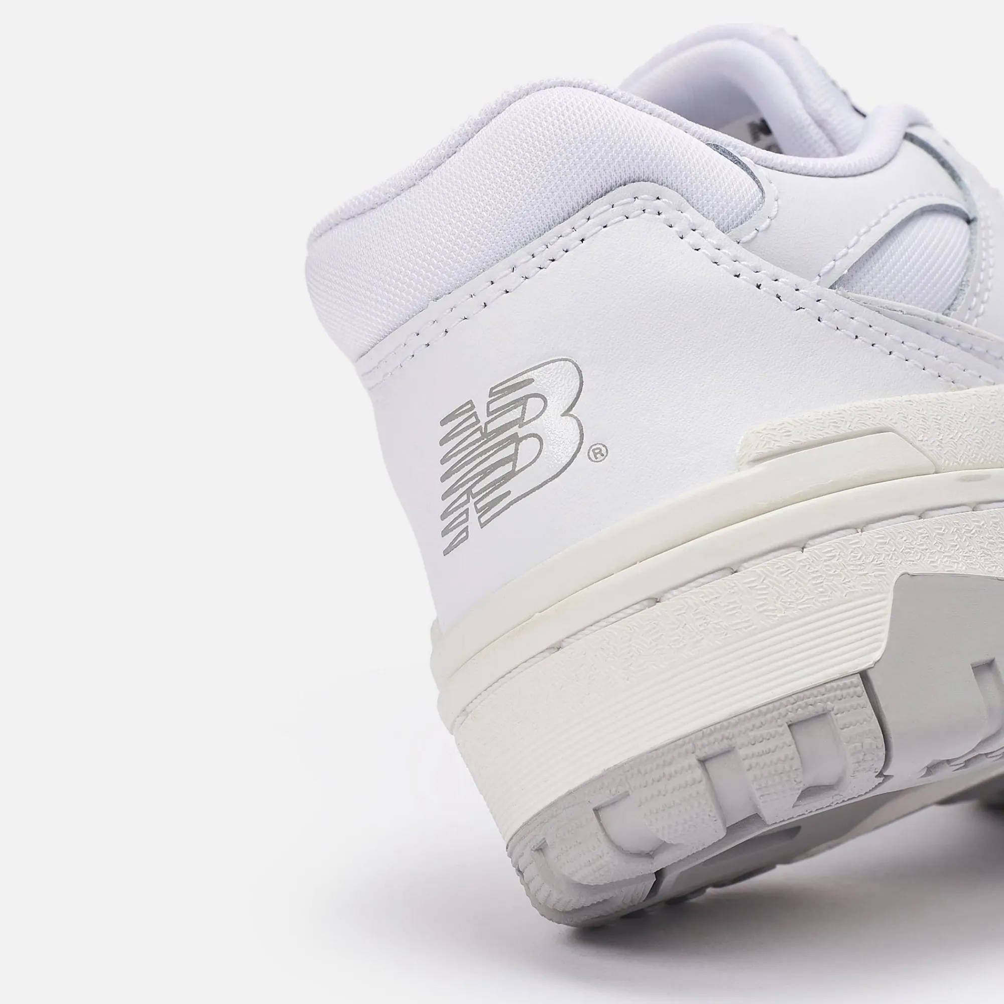 Cheap New Balance Grade School 550 White