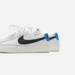 Cheap Nike Grade School Blazer Low `77 White / Black / Light Photo Blue / Sail
