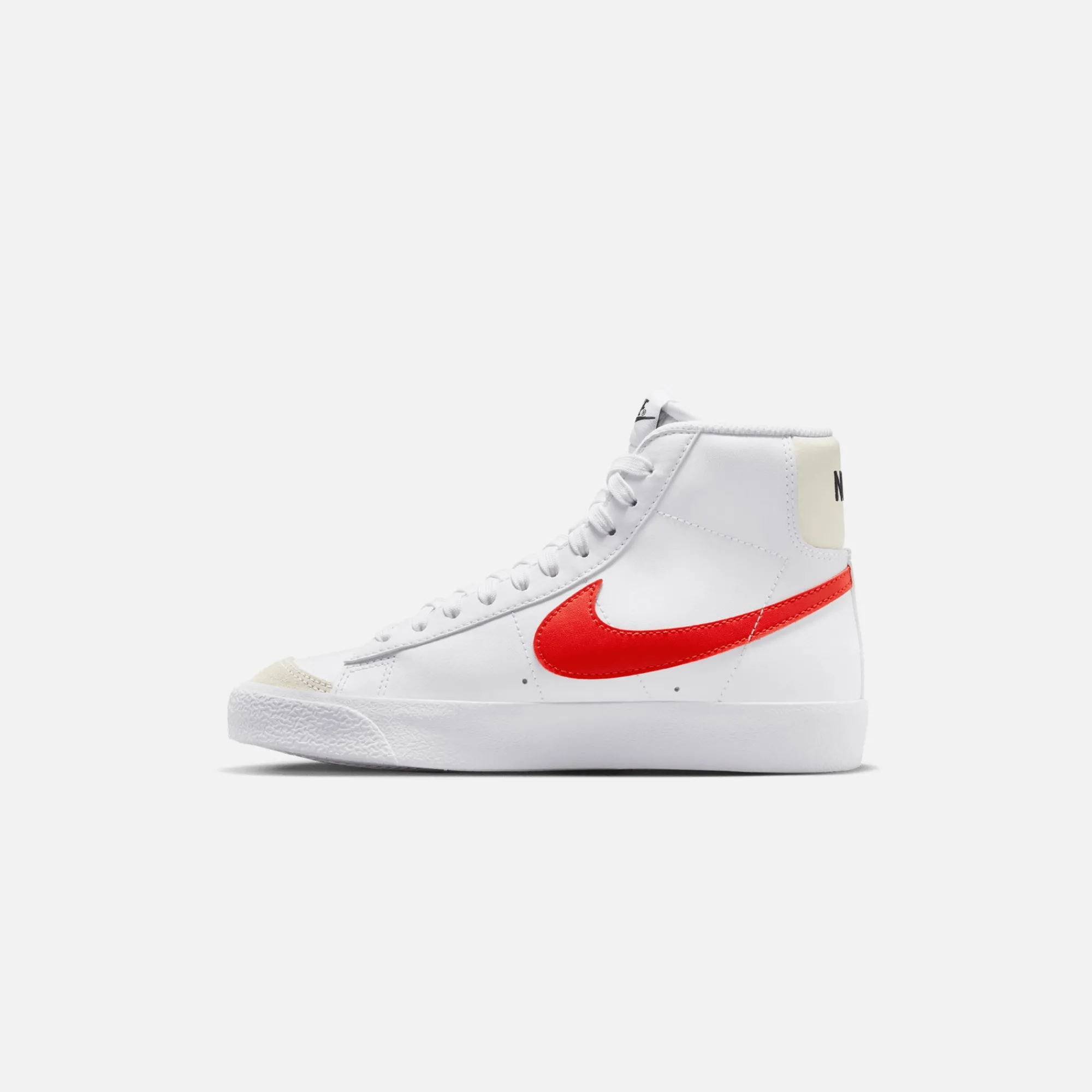 Flash Sale Nike Grade School Blazer Mid `77 White / Picante Red / Coconut Milk