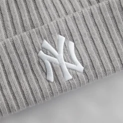 Best Kith & New Era For New York Yankees Knit Beanie Light Heather Grey