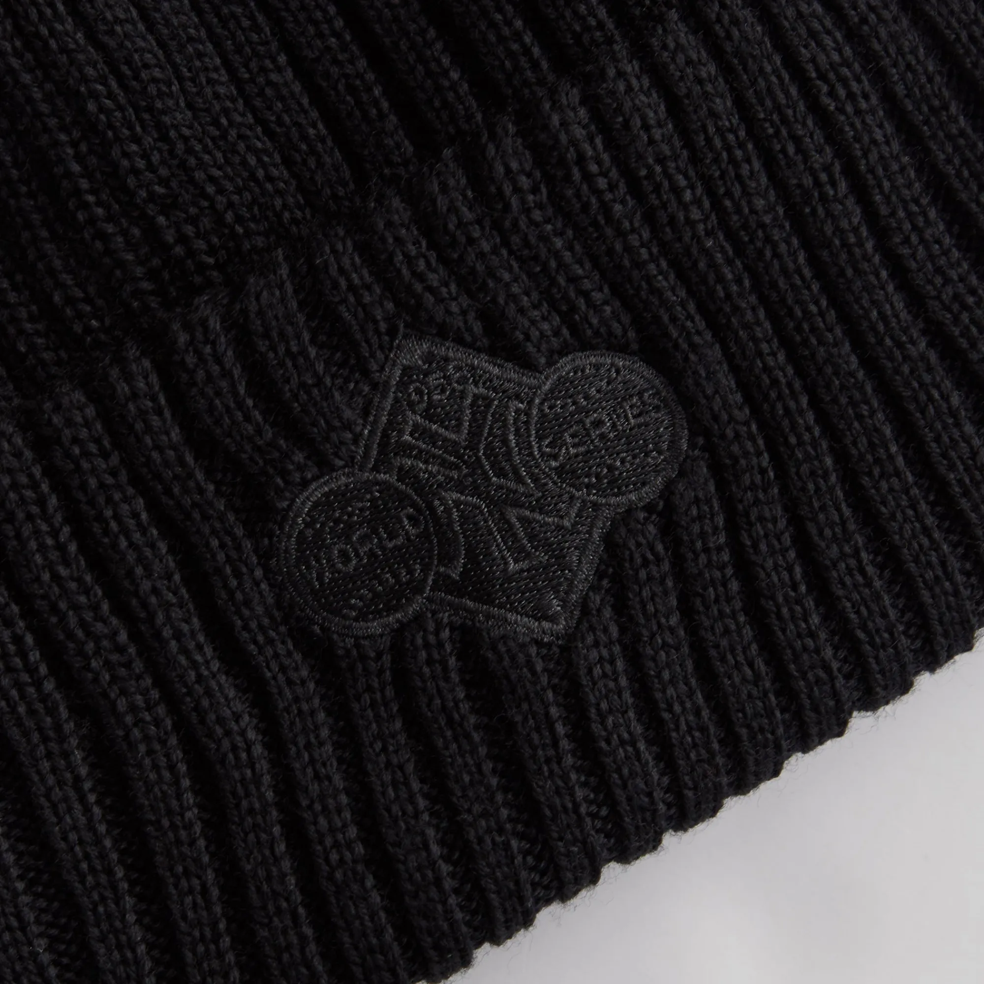Shop Kith & New Era For New York Yankees Knit Beanie Black