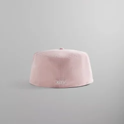 Shop Kith & New Era For Yankees Pillbox Dusty Quartz