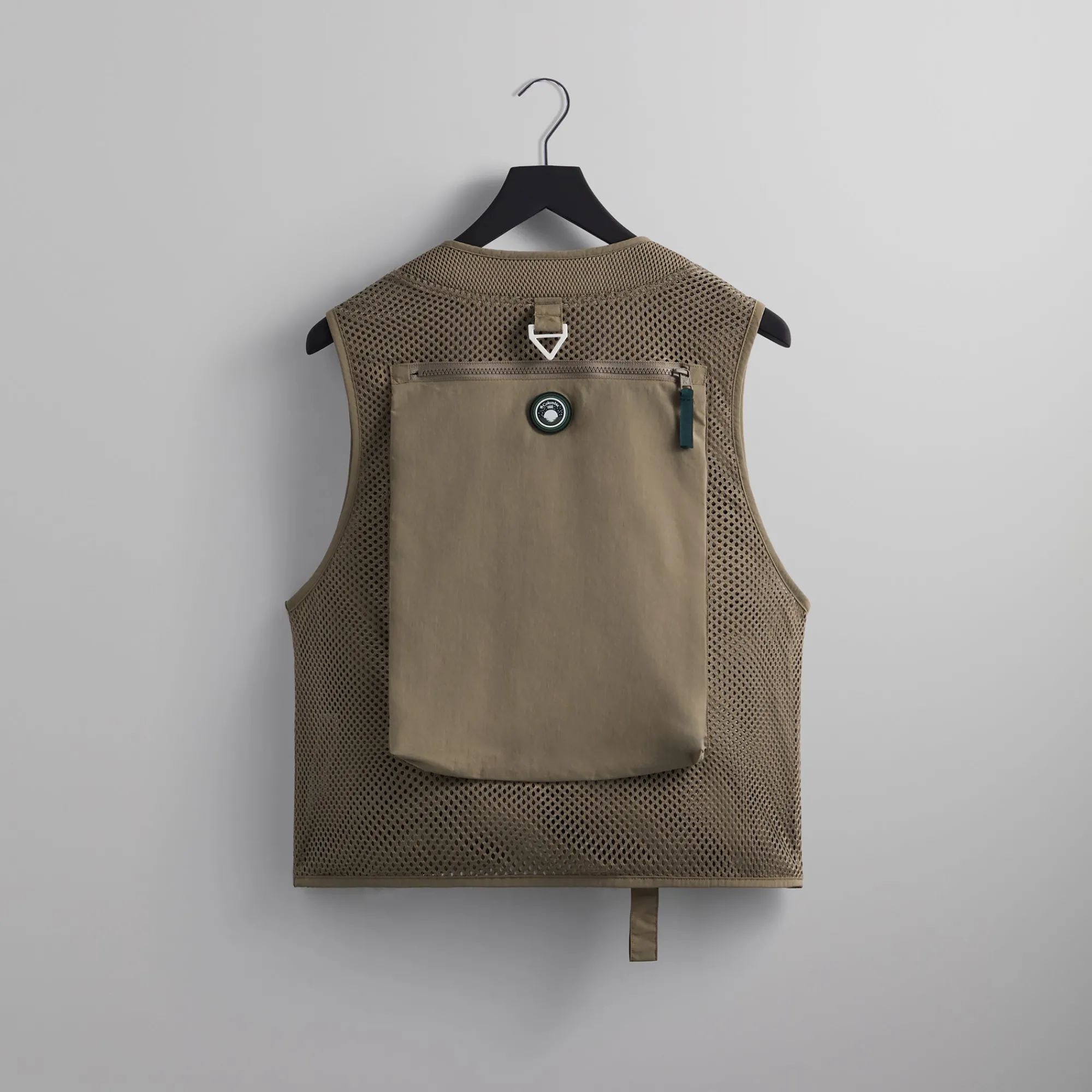 Online Kith For Columbia Pfg Cool Creek™ Vest Pebble