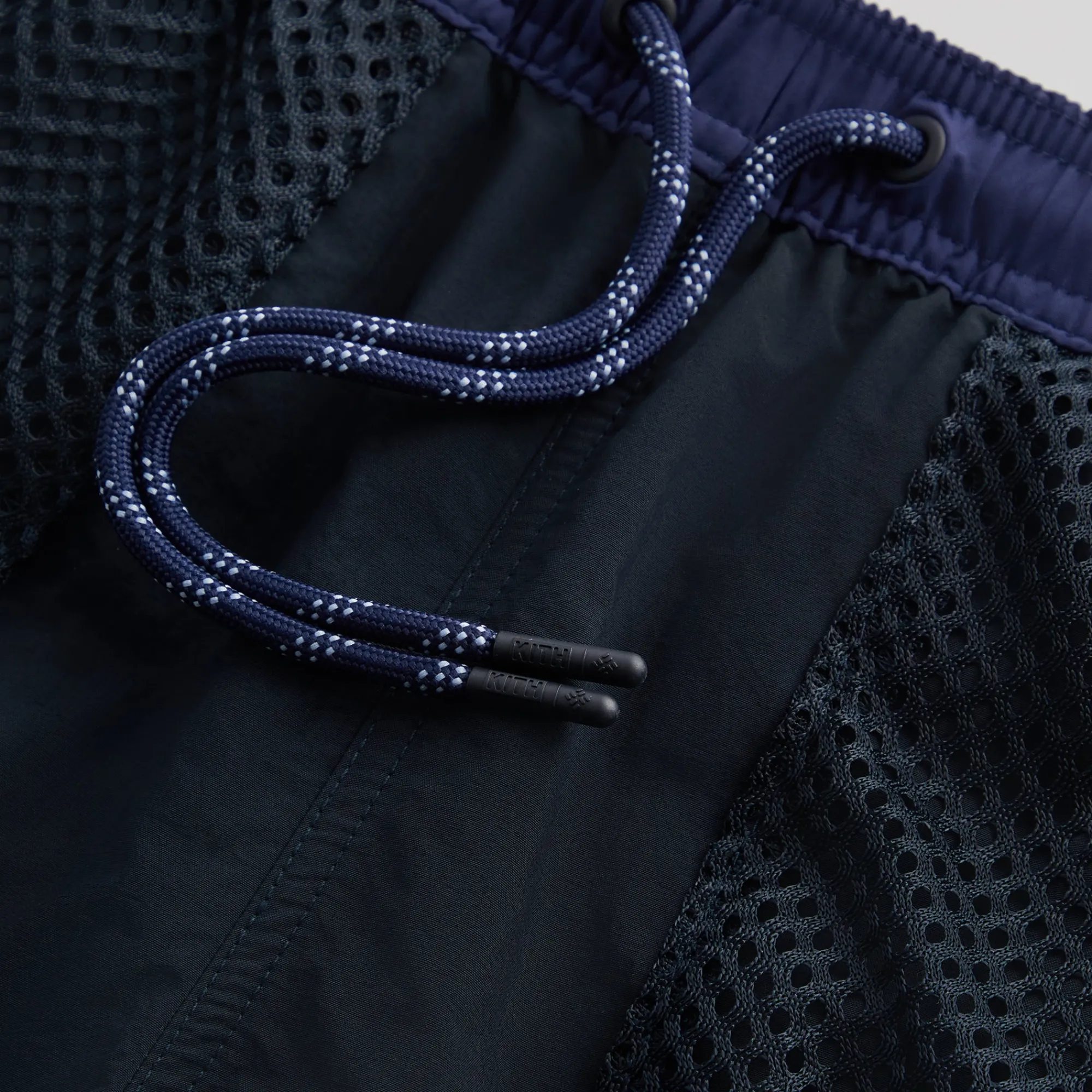 Discount Kith For Columbia Pfg Deschutes Valley™ Short Extreme Midnight
