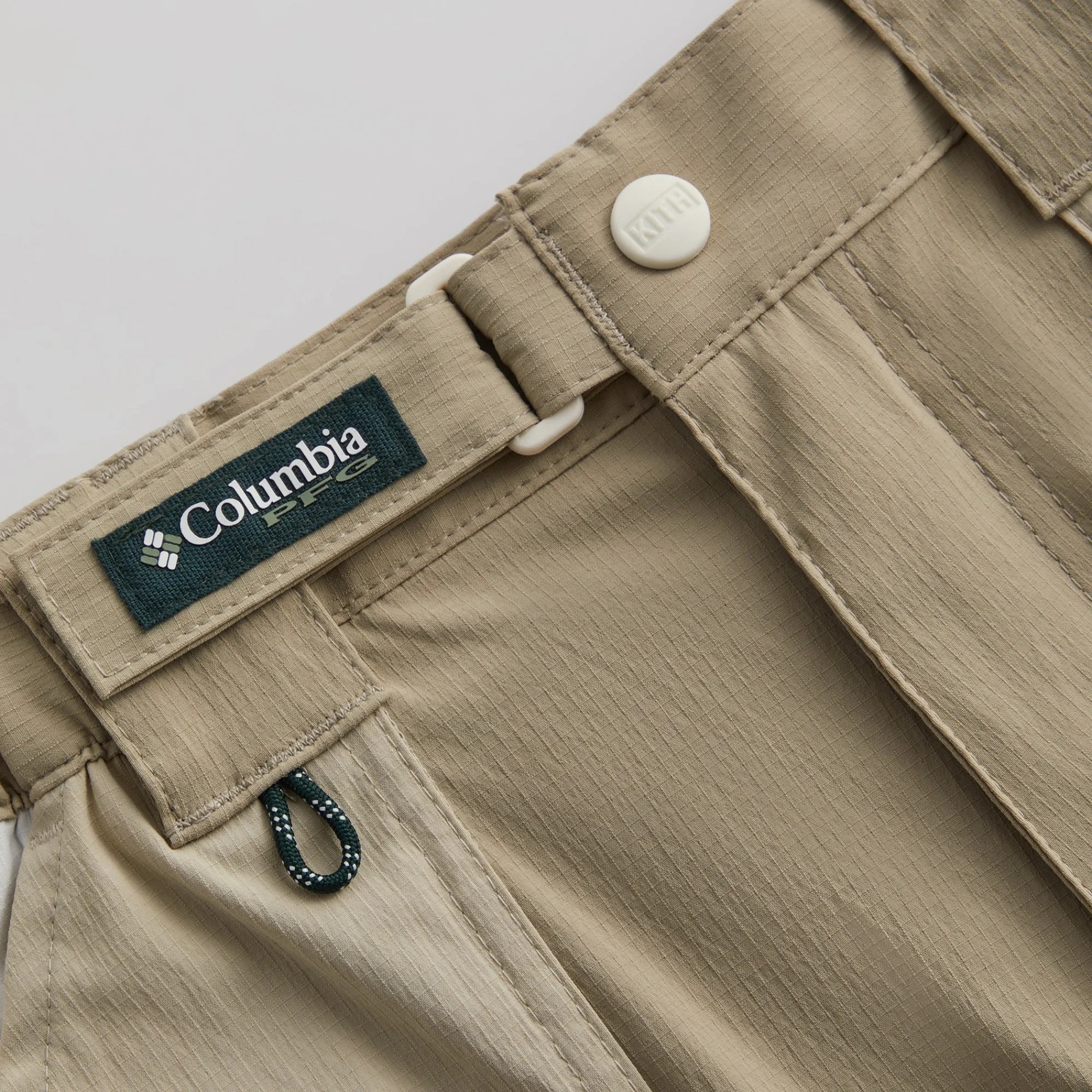 Best Kith For Columbia Pfg Half Moon™ Iii Short Dark Fossil