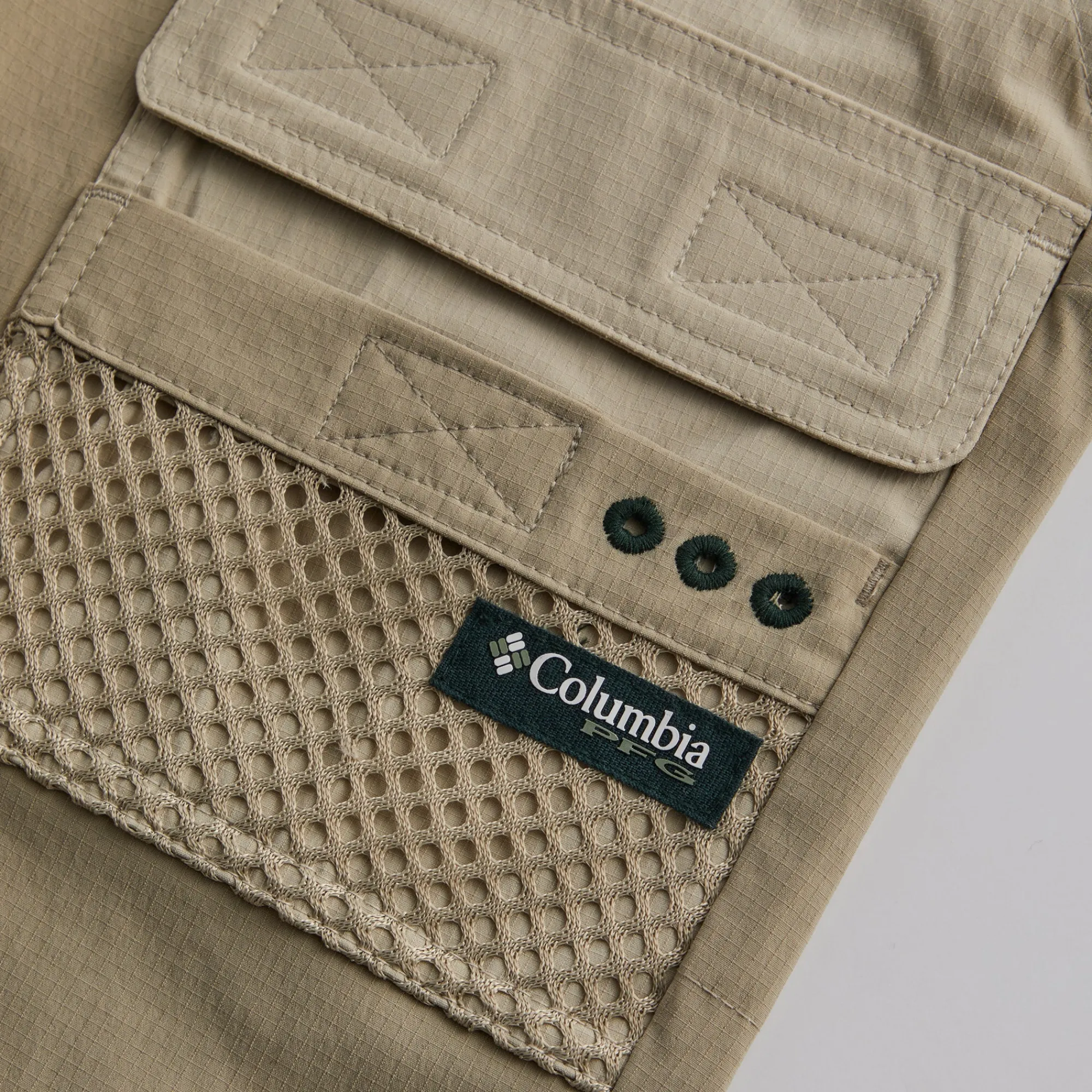 Best Kith For Columbia Pfg Half Moon™ Iii Short Dark Fossil