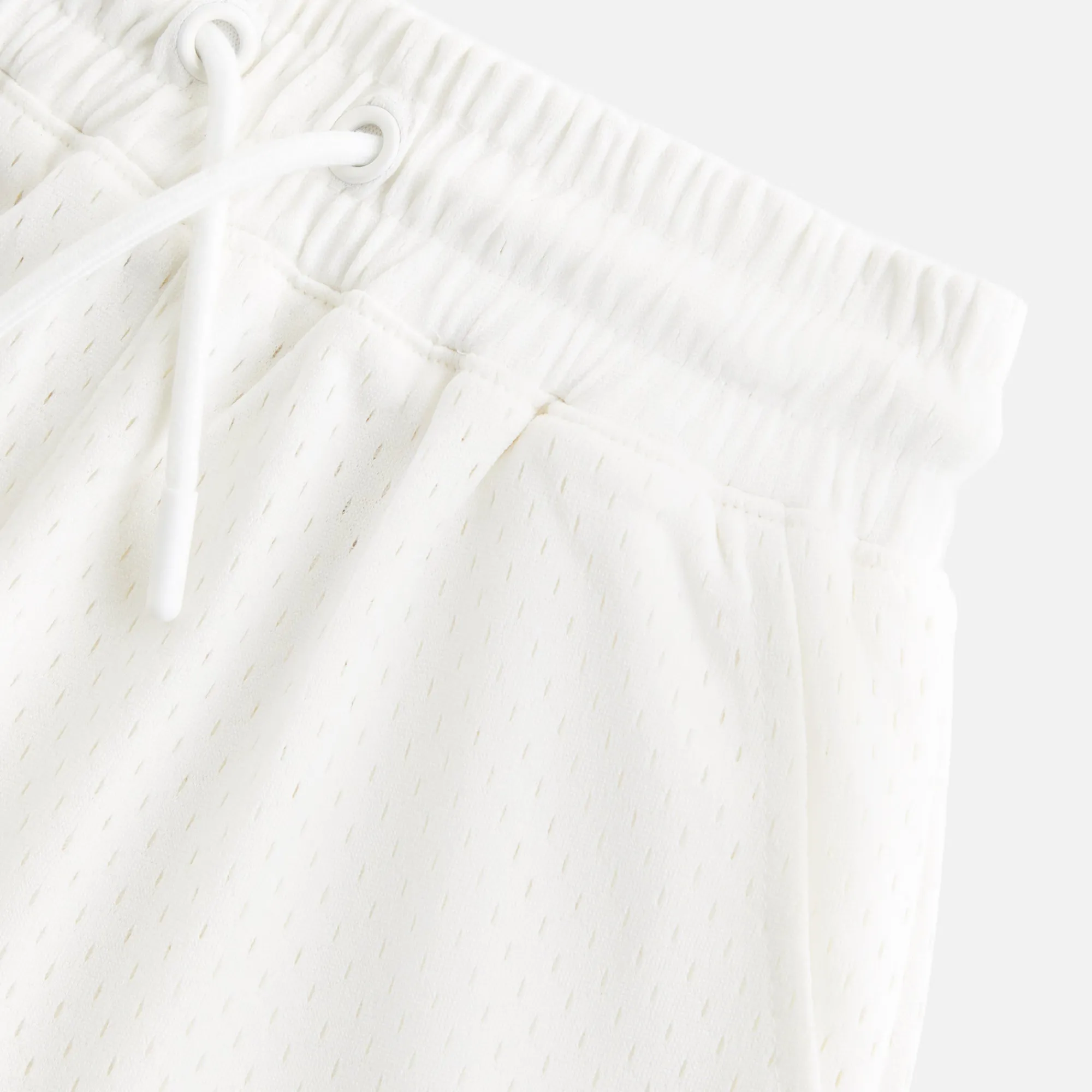 Store Kith Kids Micah Mesh Short Sandrift
