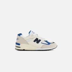 Shop New Balance Made In Usa 990V2 White / Blue