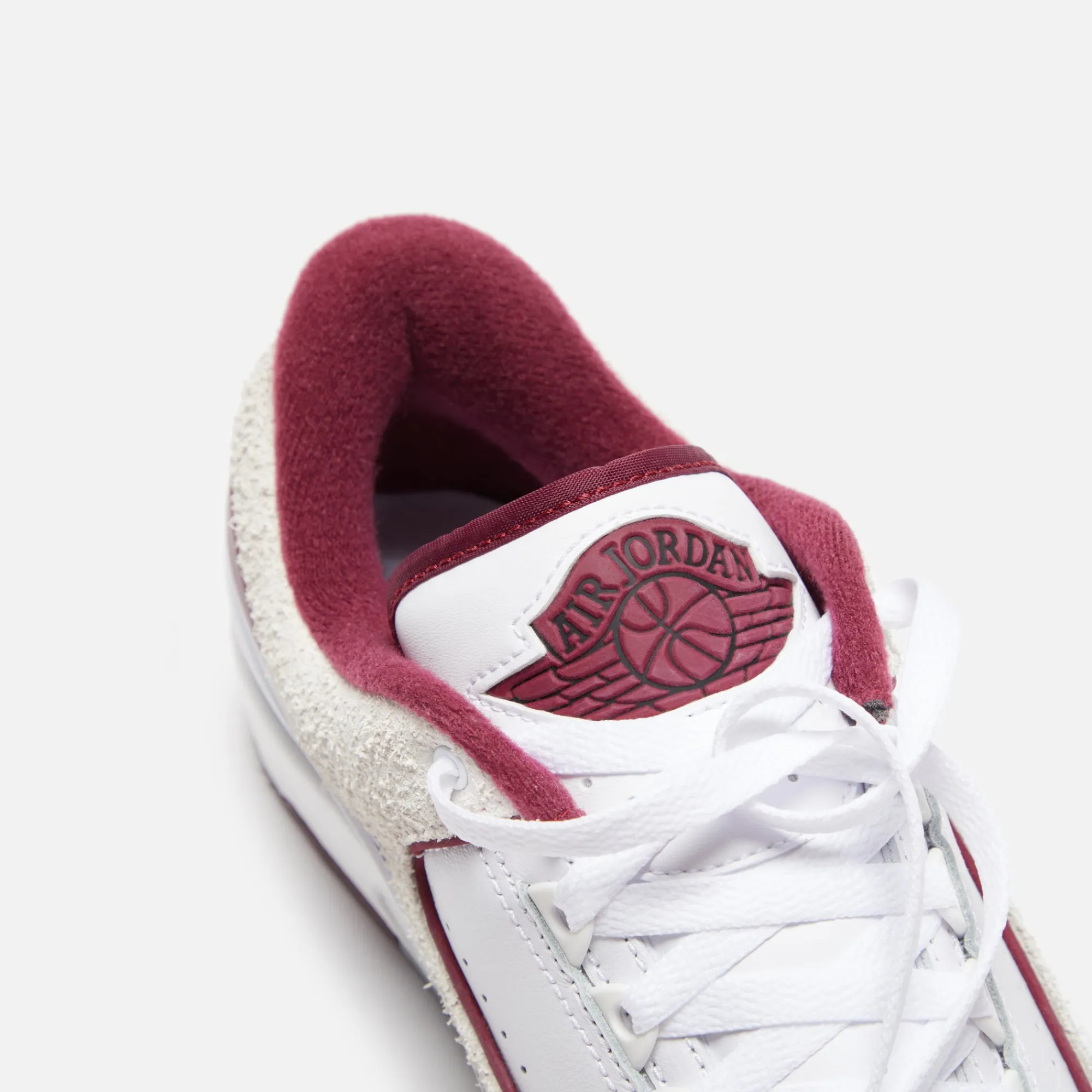 Clearance Jordan Nike Air2 Retro Low -White / Cherrywood