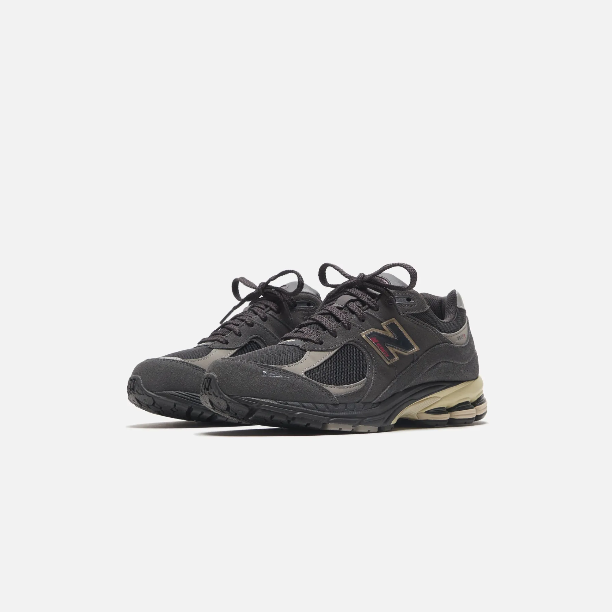 Fashion New Balance 2002R Magnet / Hi-Pink