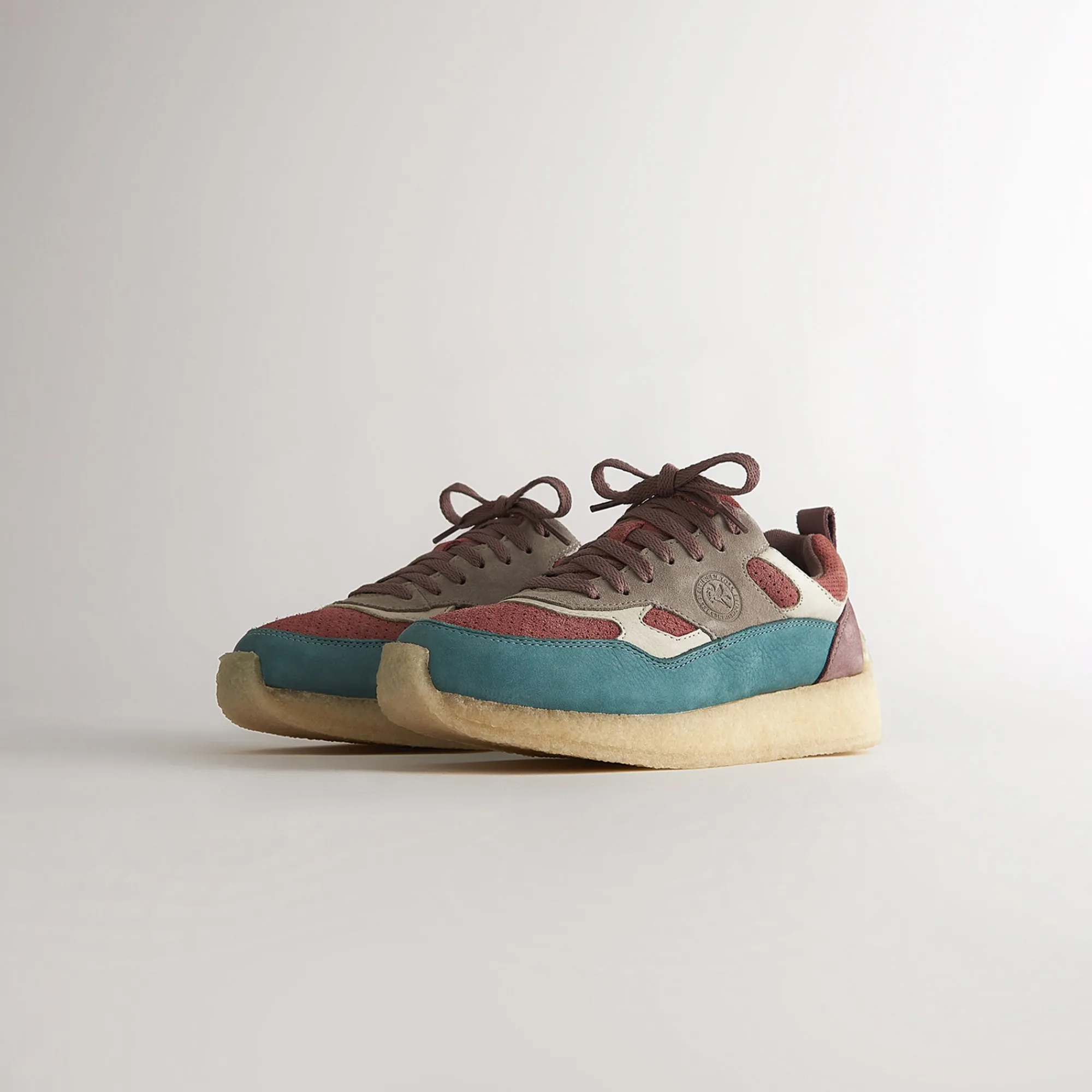 Cheap Kith Ronnie Fieg For Clarks 8Th Street Lockhill Pink / Blue