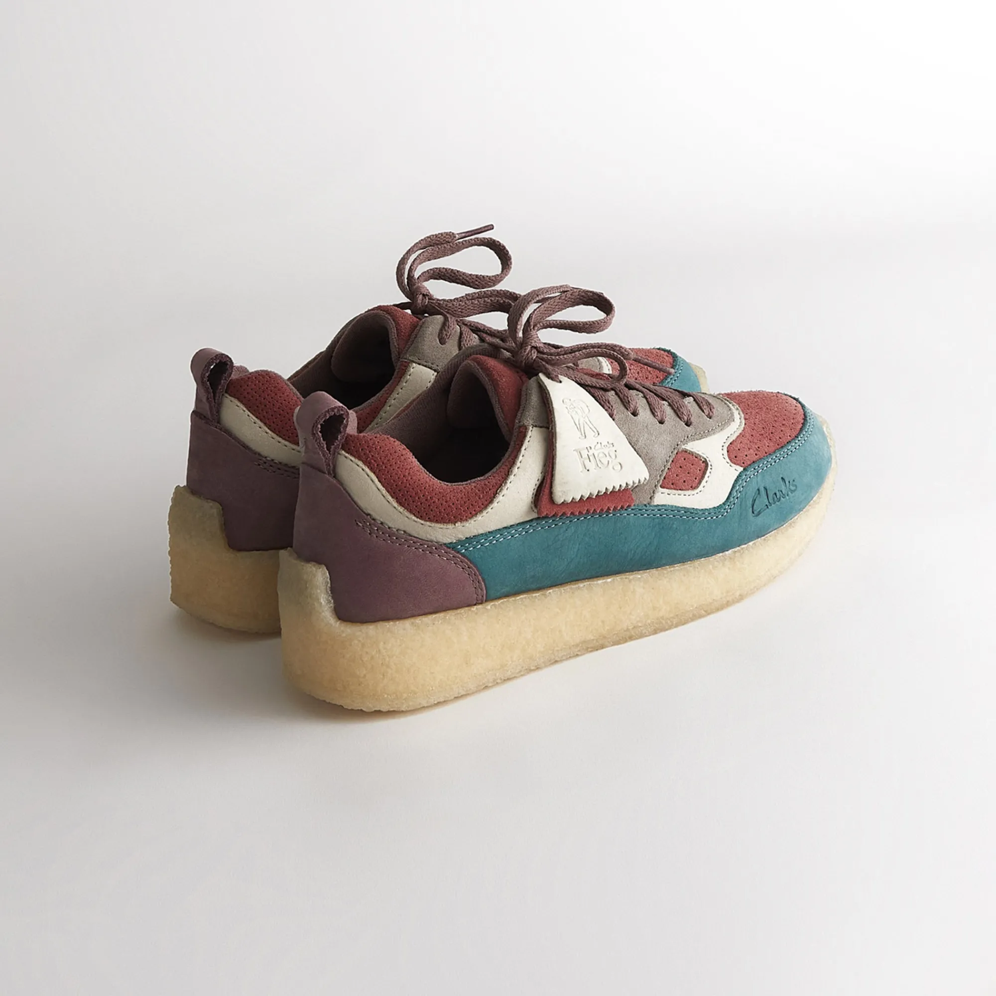 Hot Kith Ronnie Fieg For Clarks 8Th Street Lockhill Pink / Blue