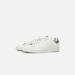 Hot adidas Stan Smith Core White / Off White / Pantone