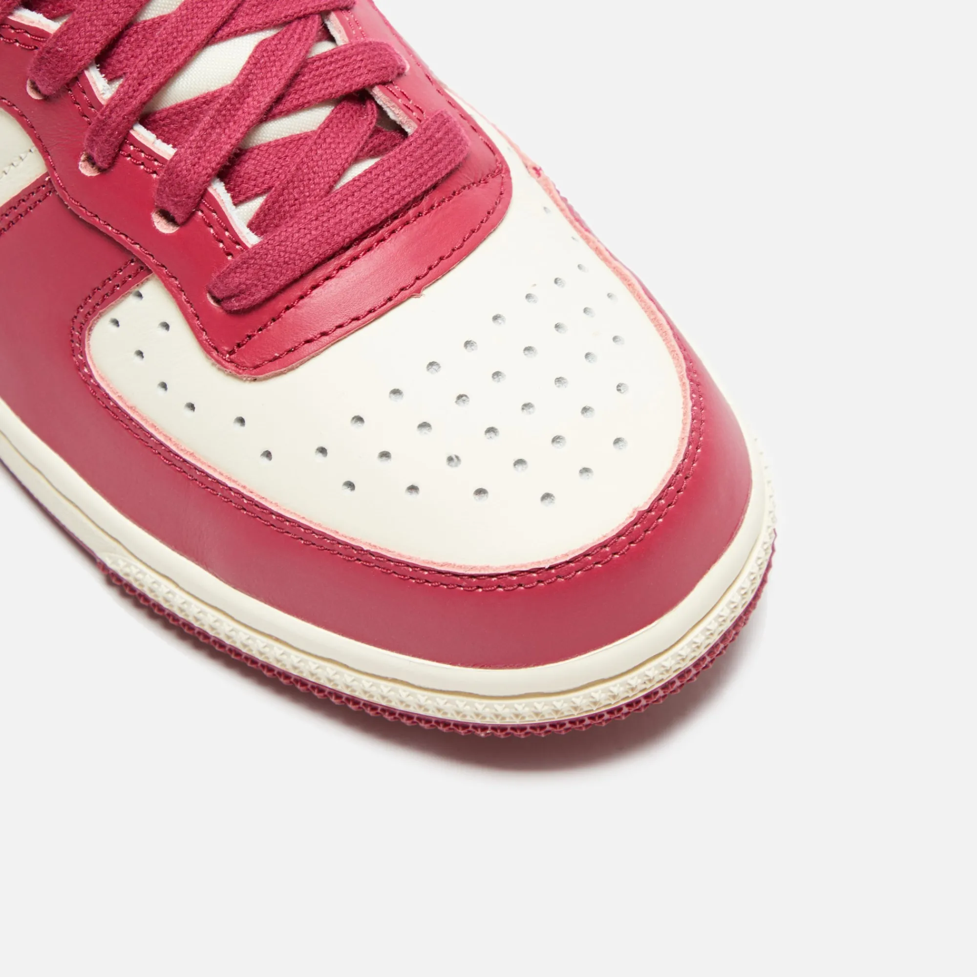 Outlet Nike Terminator Low Ny Vs. Ny Coconut Milk / Noble Red / Metallic Gold