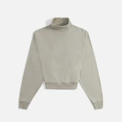 Store Essentials Turtleneck Seal