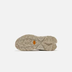 Shop HOKA U Kaha 2 Low Gtx Shifting Sand / Eggnog