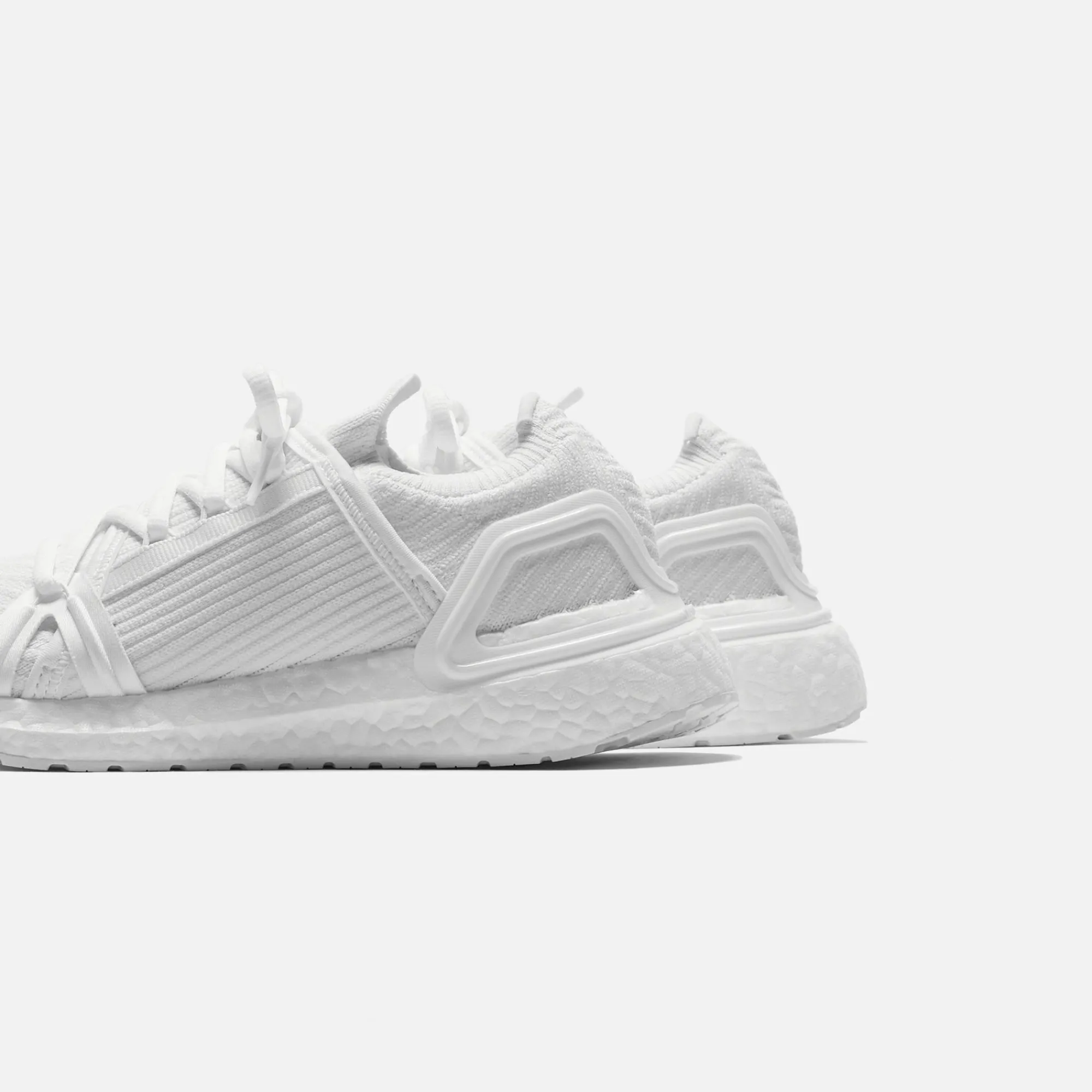 Fashion adidas by Stella McCartney Ultraboost 20 White / Black