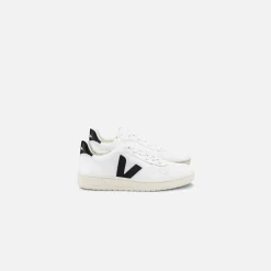 Shop Veja V-10 Extra -White / Black