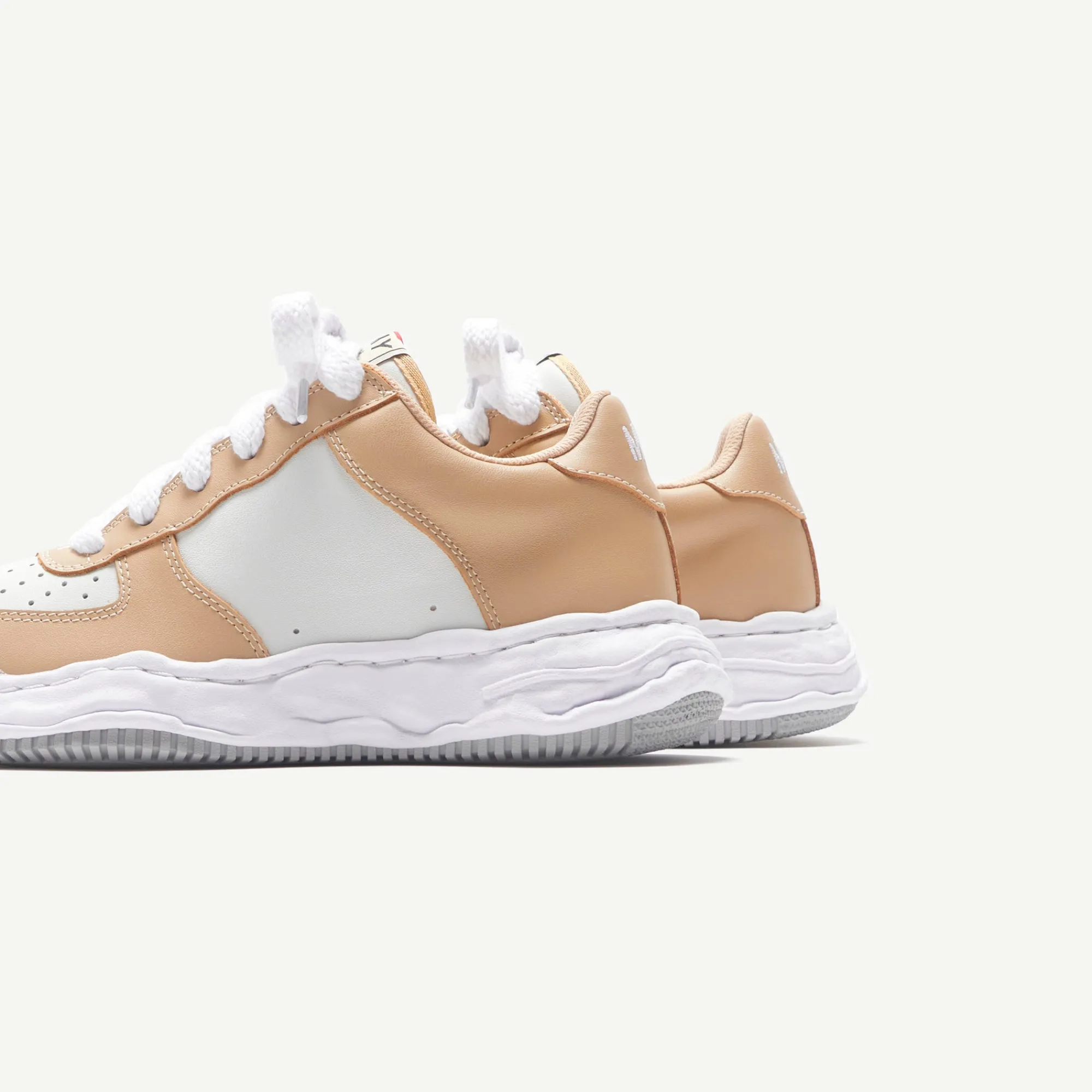 Best Sale Mihara Yasuhiro Wayne Low Beige / White