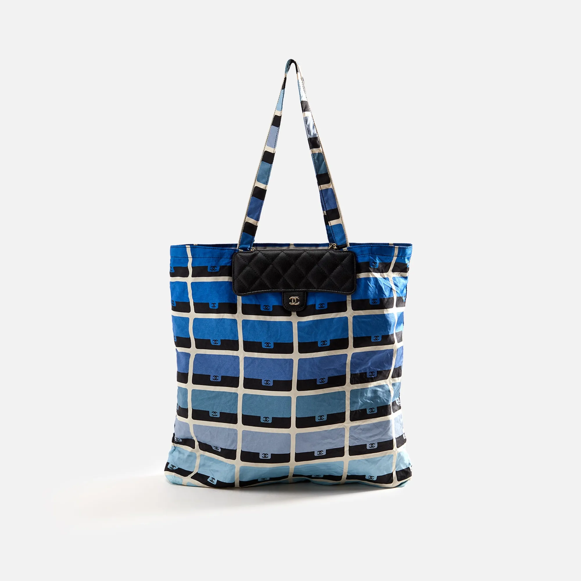 Clearance What Goes Around Comes Around Wgaca Chanel Black Caviar Foldable Tote With Chain Blue