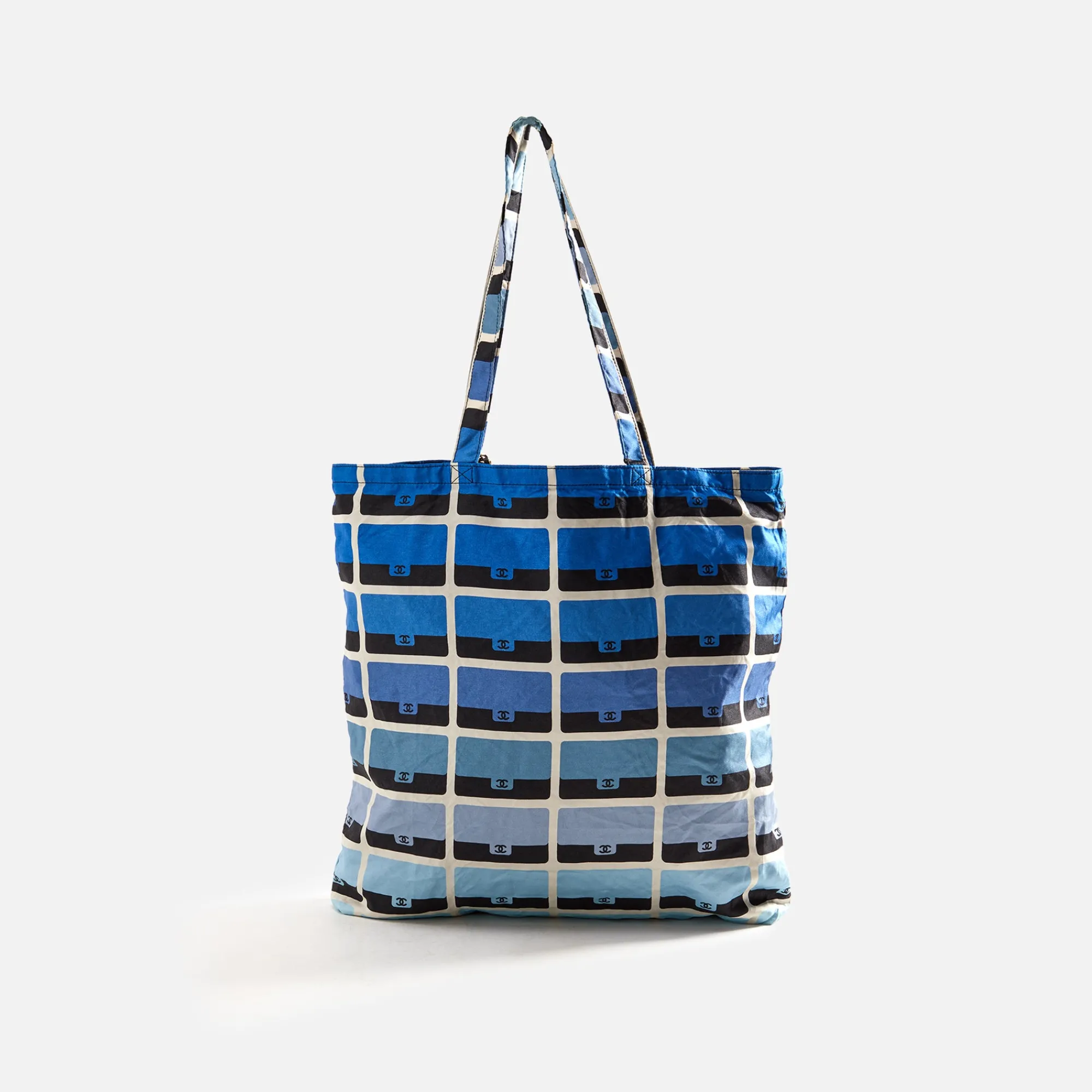 Clearance What Goes Around Comes Around Wgaca Chanel Black Caviar Foldable Tote With Chain Blue