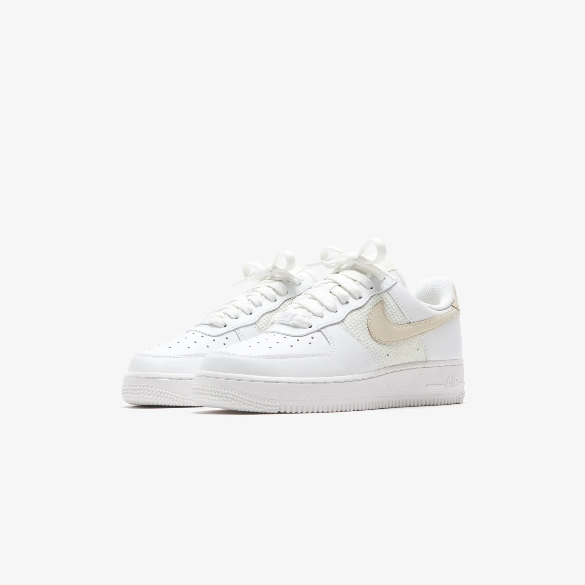 Best Sale Nike Wmns Air Force 1 `07 Summit White