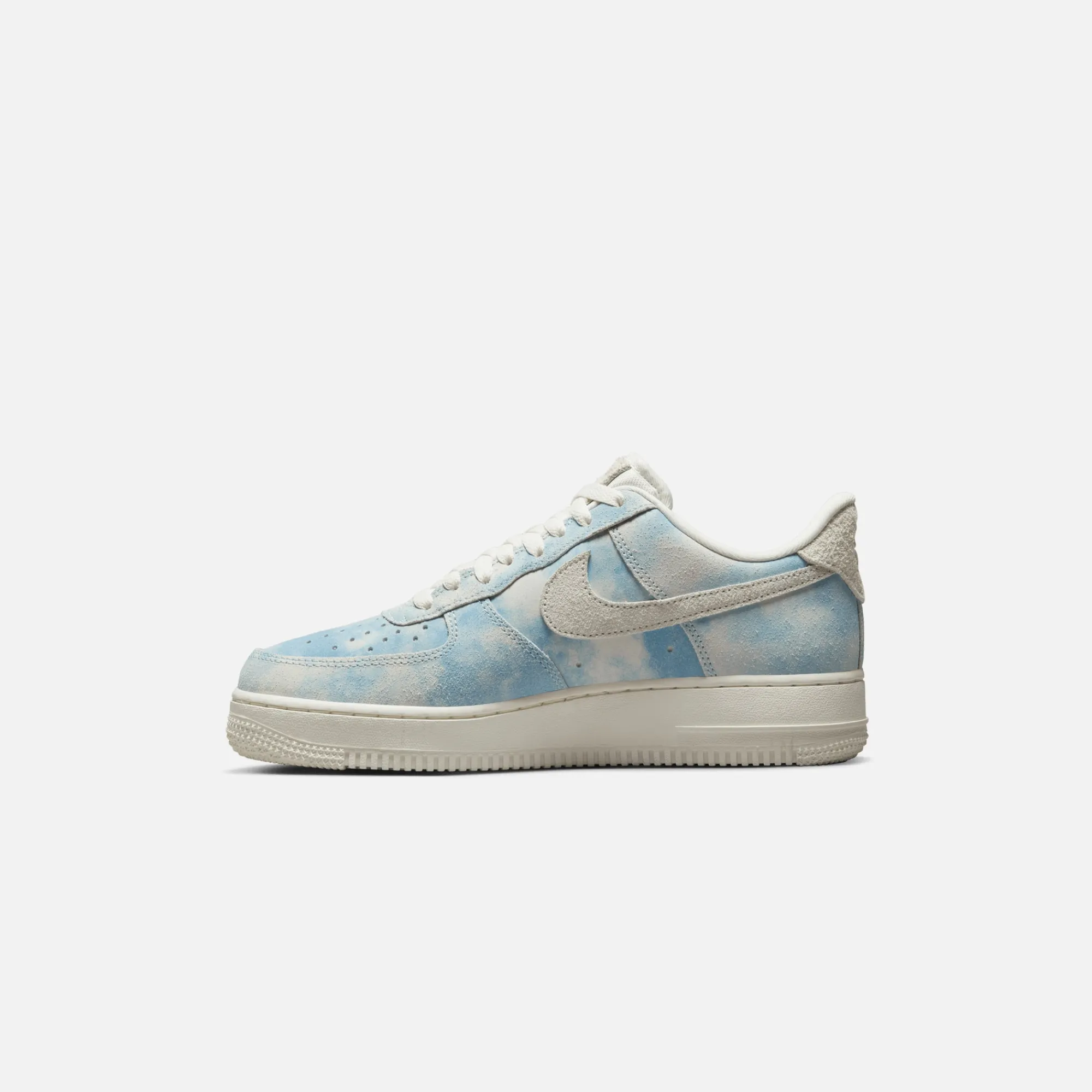 Sale Nike Wmns Air Force 1 '07 Se Celestine Blue / Sail