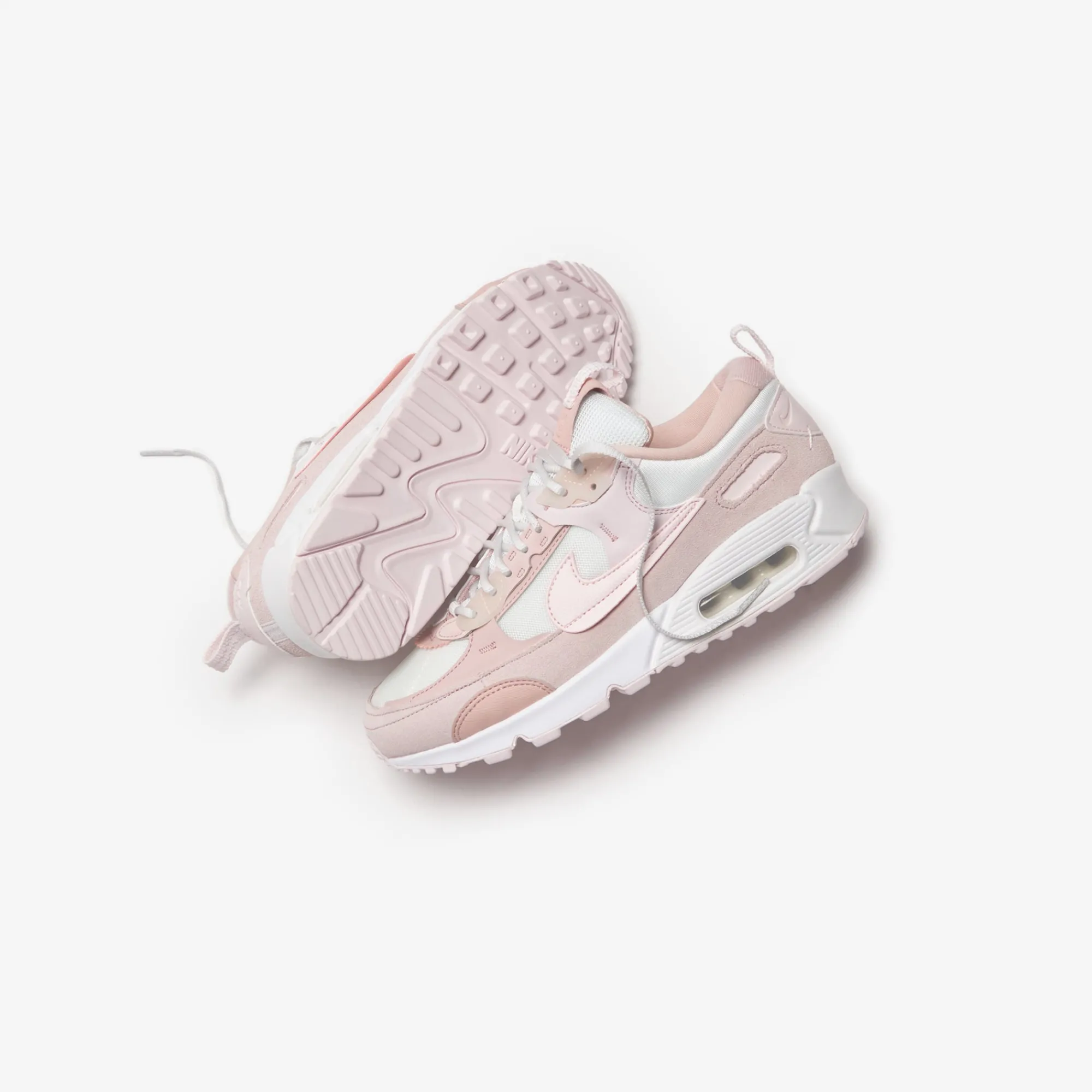 Hot Nike Wmns Air Max 90 Futura Summit White / Light Soft Pink