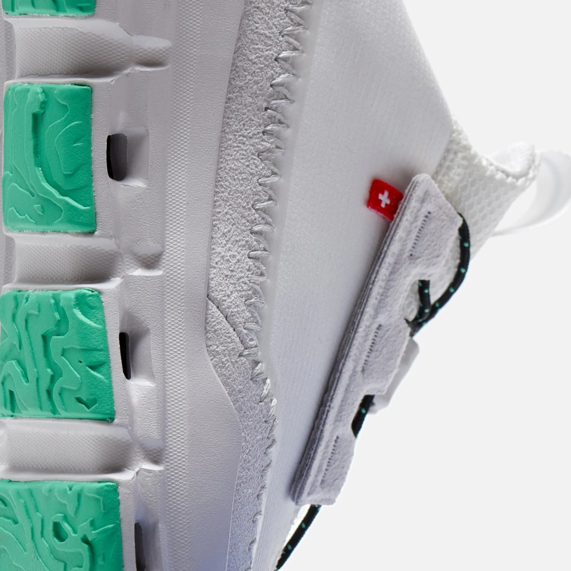 Online On Running Wmns Cloudaway Cn Undyed / Parakeet