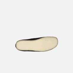 Shop Clarks Wmns Wallabee Low Black Suede